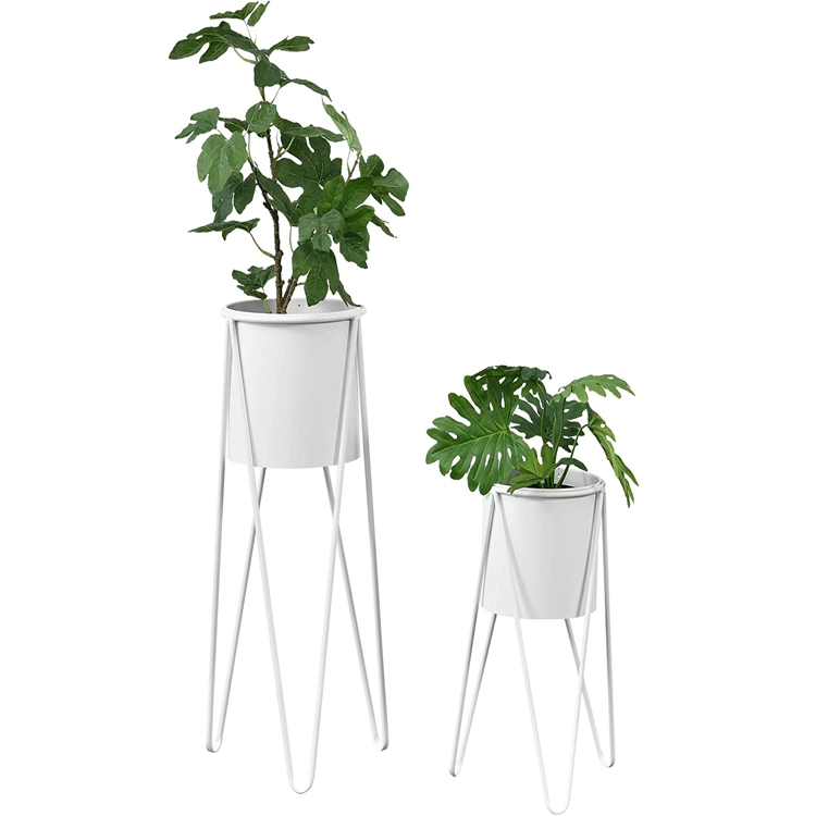Blumentopf- und Pflanzenständer aus Metall für den Außenbereich